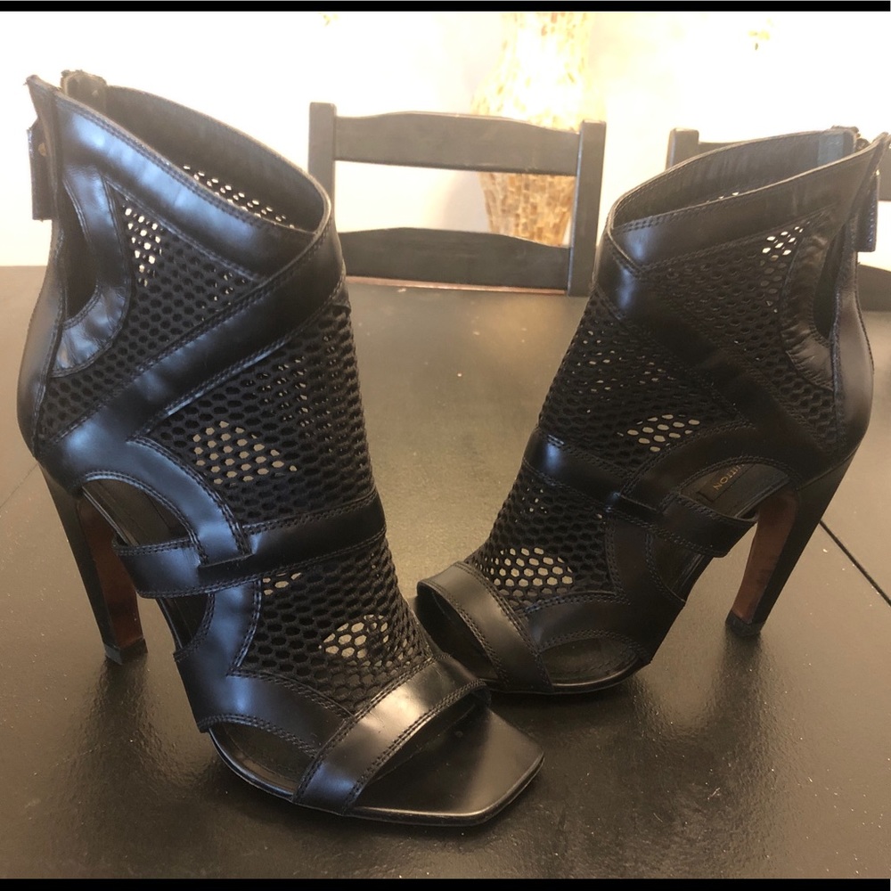 Louis Vuitton Women’s Ankle Boot